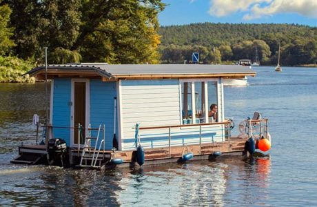 Hausboot in Berlin auf der Havel