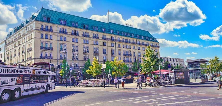 Hotels in Berlin - Adlon
